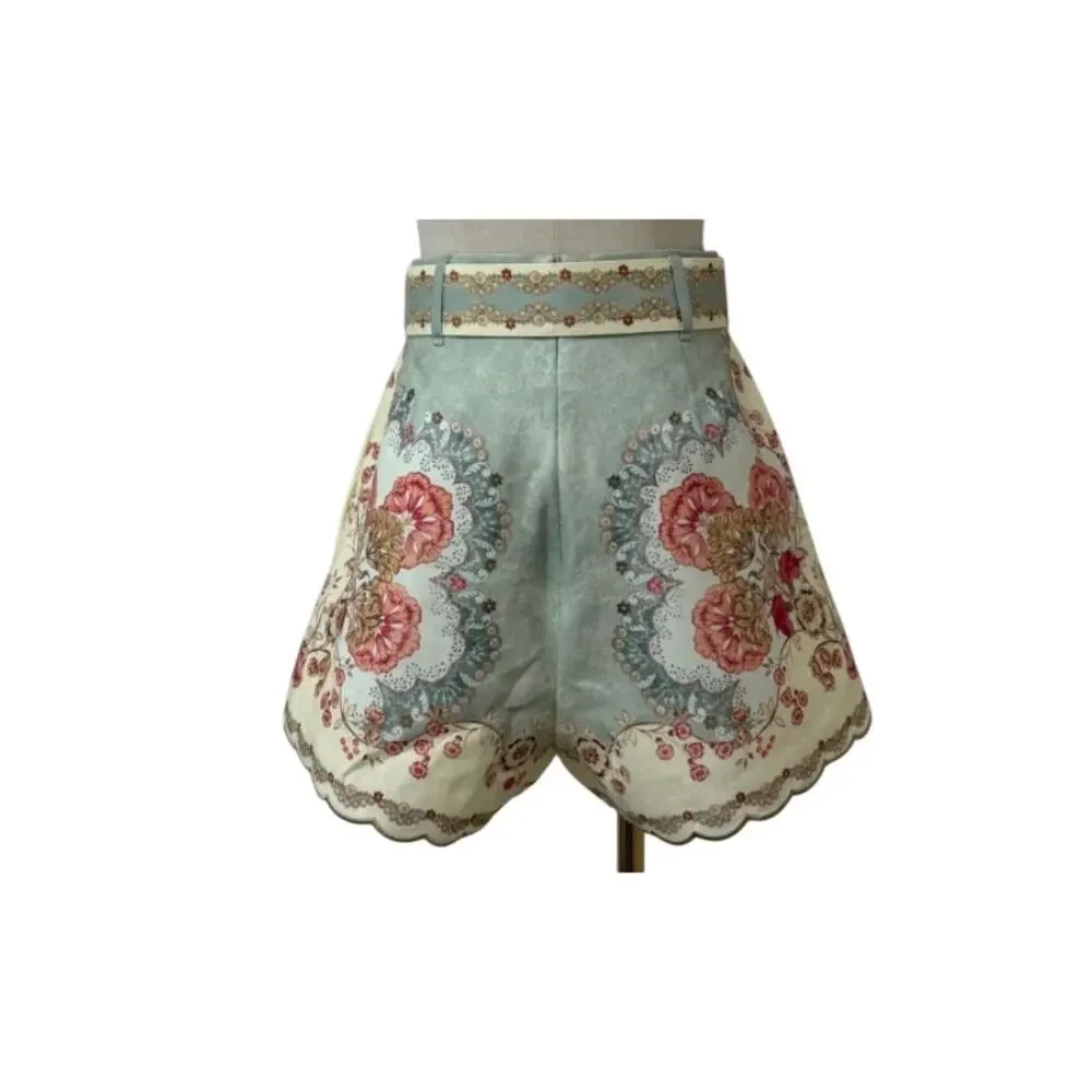 Daylight Tuck Linen Shorts